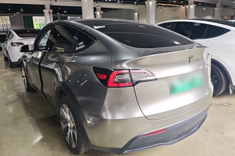 Used Tesla Model Y 2021 Long-Range All-Wheel-Drive Version 3D7 Rear Left 45 Deg