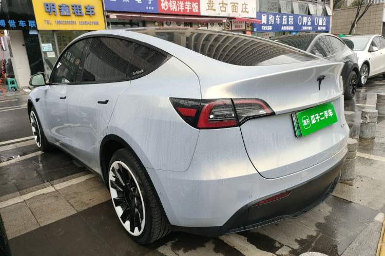 Used Tesla Model Y 2021 Long-Range All-Wheel-Drive Version 3D7 Rear Left 45 Deg