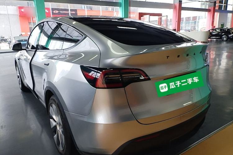 Used Tesla Model Y 2021 Standard Range Rear-Wheel Drive Version Rear Left 45 Deg
