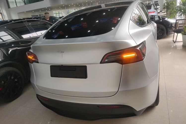 Used Tesla Model Y 2021 Revised Version 2 Long-Range All-Wheel-Drive Edition Rear