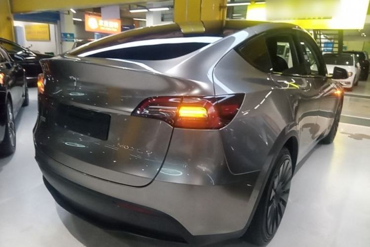 Used Tesla Model Y 2021 Long-Range All-Wheel-Drive Version 3D7 Rear Right 45 Deg