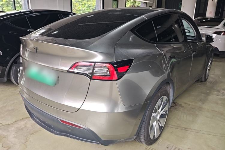 Used Tesla Model Y 2021 Long-Range All-Wheel-Drive Version 3D7 Rear Right 45 Deg