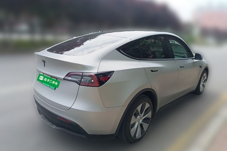 Used Tesla Model Y 2021 Standard Range Rear-Wheel Drive Version Rear Right 45 Deg
