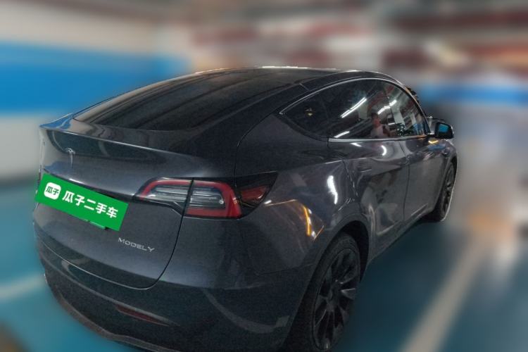 Used Tesla Model Y 2021 Long-Range All-Wheel-Drive Version Rear Right 45 Deg