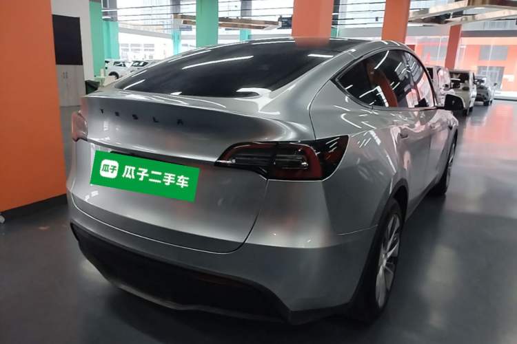 Used Tesla Model Y 2021 Standard Range Rear-Wheel Drive Version Rear Right 45 Deg