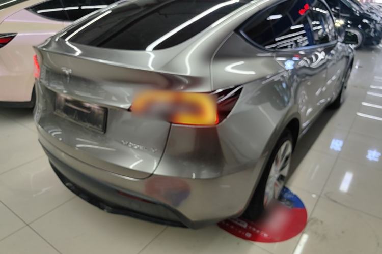 Used Tesla Model Y 2021 Standard Range Rear-Wheel Drive Version Rear Right 45 Deg