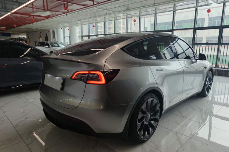Used Tesla Model Y 2021 Performance High-Performance All-Wheel-Drive Version Rear Right 45 Deg