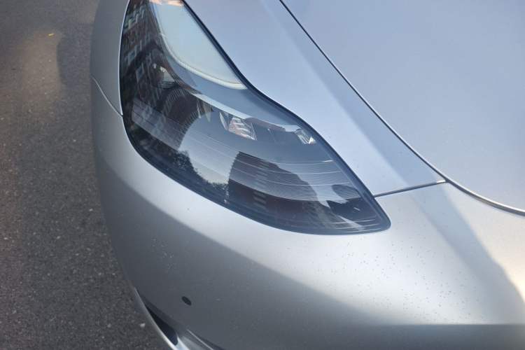 Used Tesla Model Y 2021 Long-Range All-Wheel-Drive Version 3D7 Right Front Headlight
