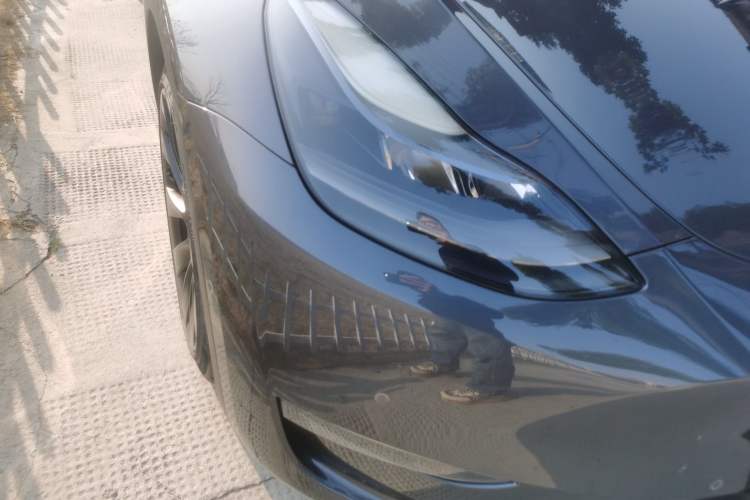 Used Tesla Model Y 2021 Long-Range All-Wheel-Drive Version Right Front Headlight