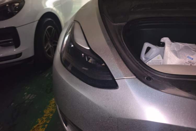 Used Tesla Model Y 2021 Standard Range Rear-Wheel Drive Version Right Front Headlight