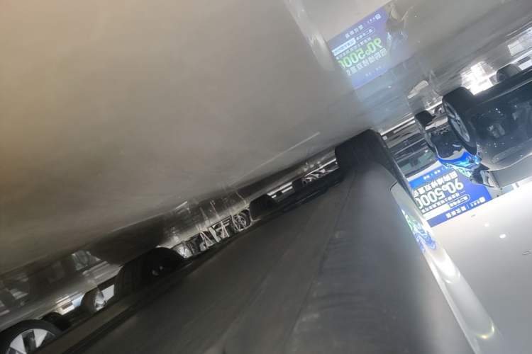 Used Tesla Model Y 2021 Revised Version 2 Long-Range All-Wheel-Drive Edition Right Side Sill