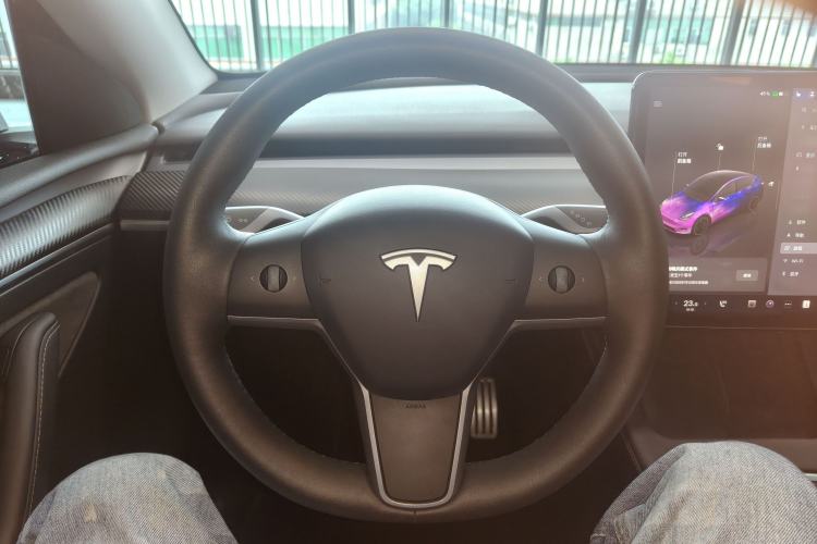 Used Tesla Model Y 2021 Performance High-Performance All-Wheel-Drive Version Steering Wheel