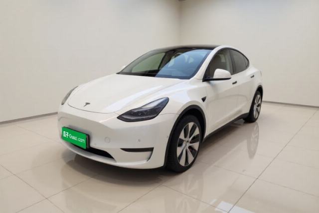 Ojetý Tesla Model Y 2021 Standard Range Rear-Wheel Drive Version