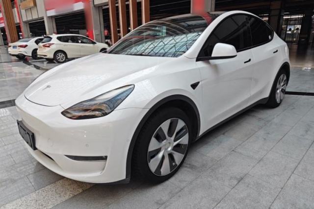 Used Tesla Model Y 2021 Standard Range Rear-Wheel Drive Version