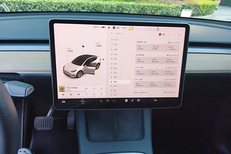 Used Tesla Model Y 2021 Standard Range Rear-Wheel Drive Version Audio And AC Panel