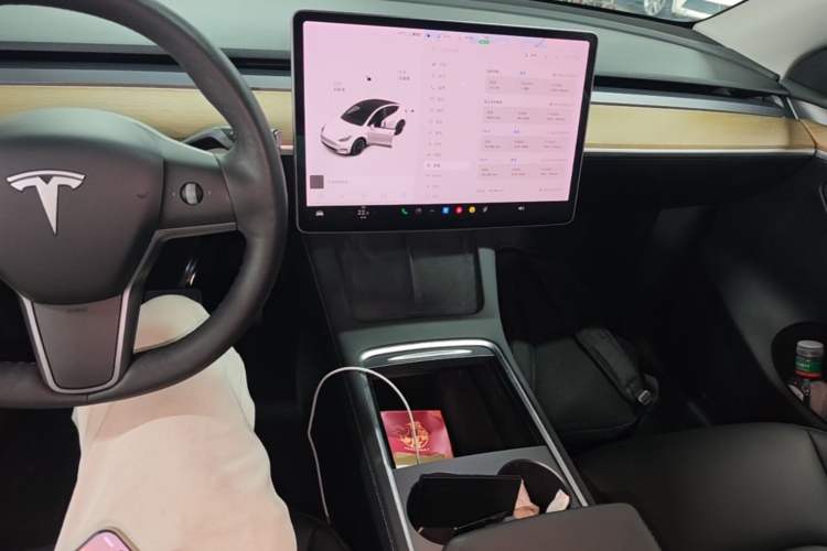 Used Tesla Model Y 2021 Long-Range All-Wheel-Drive Version Audio And AC Panel