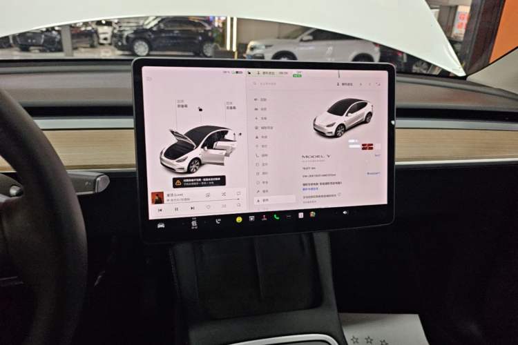 Used Tesla Model Y 2021 Standard Range Rear-Wheel Drive Version Audio And AC Panel