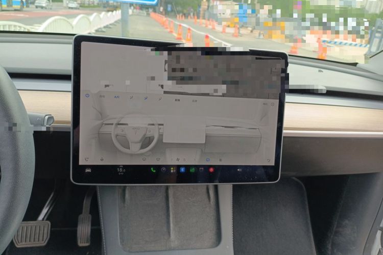 Used Tesla Model Y 2021 Long-Range All-Wheel-Drive Version 3D7 Audio And AC Panel