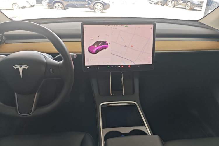 Used Tesla Model Y 2021 Standard Range Rear-Wheel Drive Version Audio And AC Panel