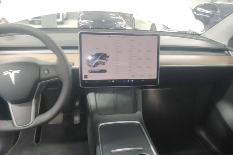 Used Tesla Model Y 2021 Long-Range All-Wheel-Drive Version 3D7 Audio And AC Panel