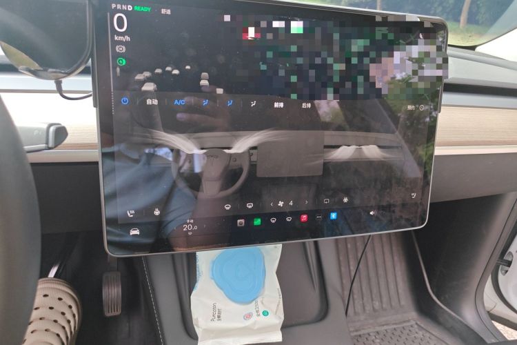 Used Tesla Model Y 2021 Long-Range All-Wheel-Drive Version 3D7 Audio And AC Panel