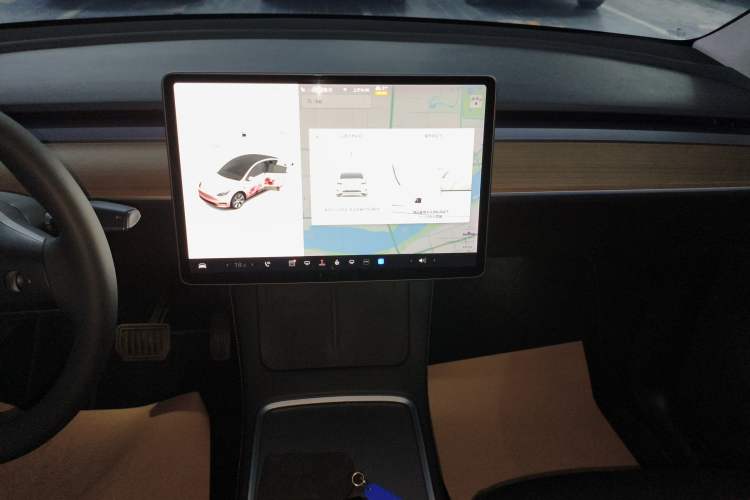 Used Tesla Model Y 2021 Standard Range Rear-Wheel Drive Version Audio And AC Panel