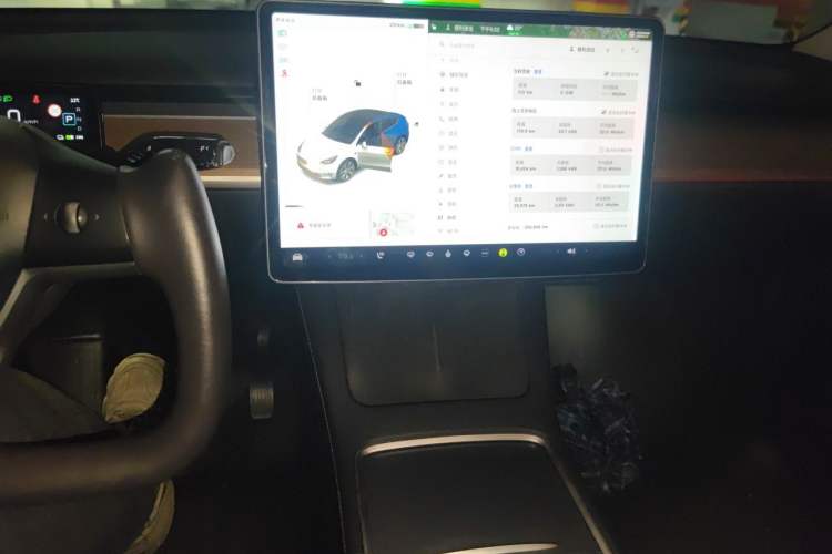 Used Tesla Model Y 2021 Standard Range Rear-Wheel Drive Version Audio And AC Panel