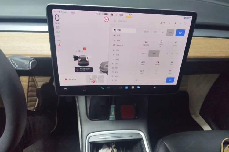 Used Tesla Model Y 2021 Standard Range Rear-Wheel Drive Version Audio And AC Panel