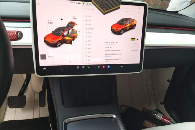 Used Tesla Model Y 2021 Standard Range Rear-Wheel Drive Version Audio And AC Panel