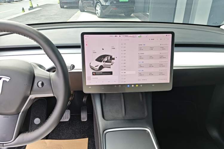 Used Tesla Model Y 2021 Long-Range All-Wheel-Drive Version Audio And AC Panel