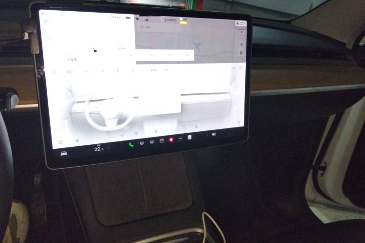 Used Tesla Model Y 2021 Long-Range All-Wheel-Drive Version Audio And AC Panel