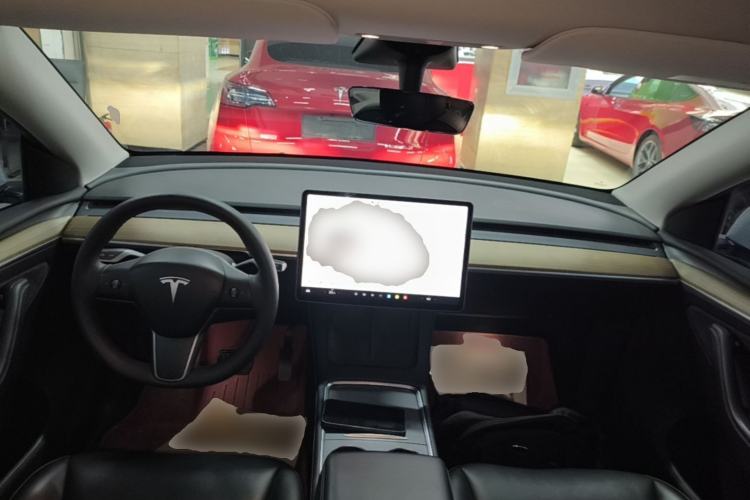 Used Tesla Model Y 2021 Long-Range All-Wheel-Drive Version 3D7 Center Console