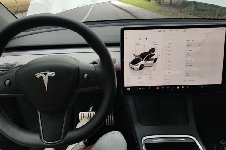 Used Tesla Model Y 2021 Performance High-Performance All-Wheel-Drive Version Center Console