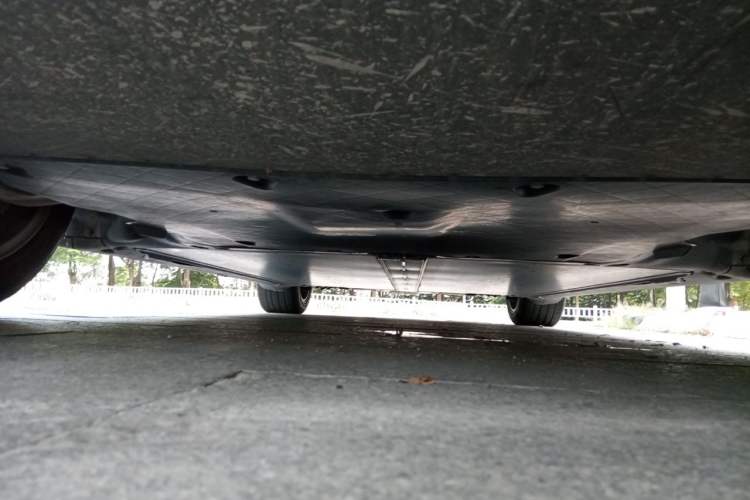 Used Tesla Model Y 2021 Standard Range Rear-Wheel Drive Version Chassis Front