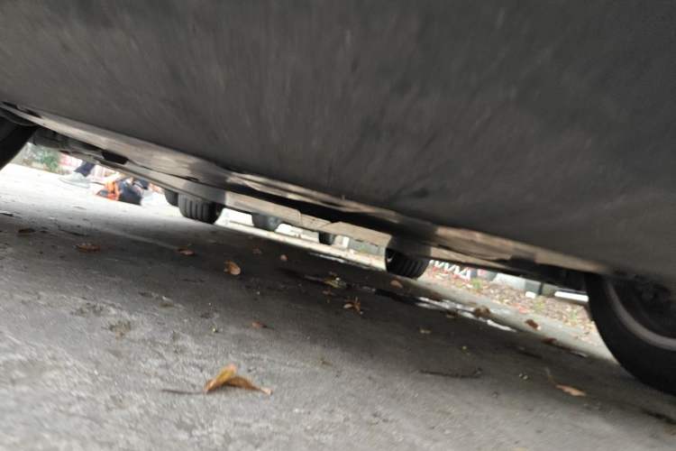 Used Tesla Model Y 2021 Long-Range All-Wheel-Drive Version Chassis Front