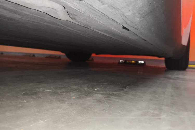 Used Tesla Model Y 2021 Standard Range Rear-Wheel Drive Version Chassis Front Left
