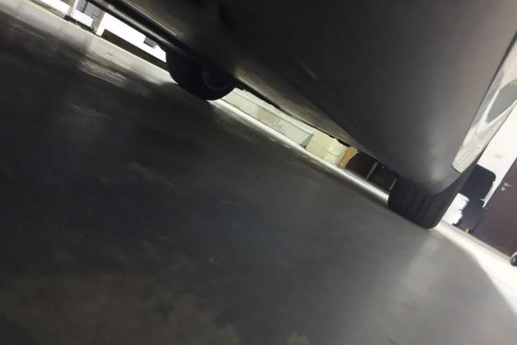Used Tesla Model Y 2021 Long-Range All-Wheel-Drive Version Chassis Front Left