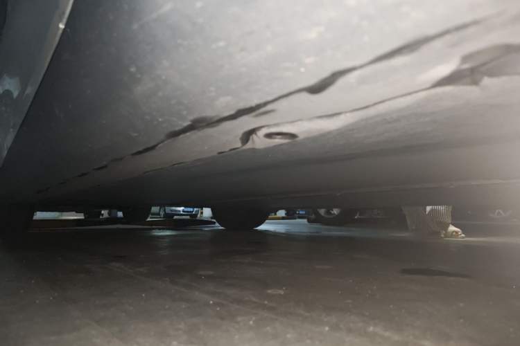 Used Tesla Model Y 2021 Standard Range Rear-Wheel Drive Version Chassis Front Right