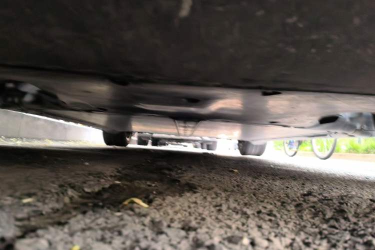 Used Tesla Model Y 2021 Long-Range All-Wheel-Drive Version Chassis Front