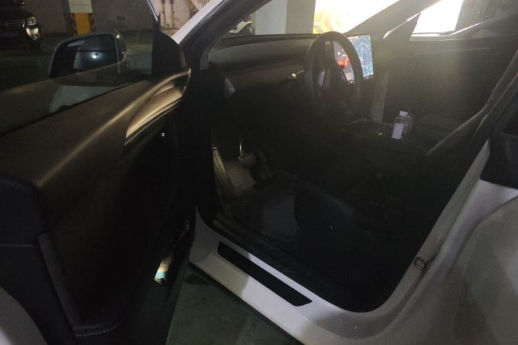 Used Tesla Model Y 2021 Standard Range Rear-Wheel Drive Version Driver Seat