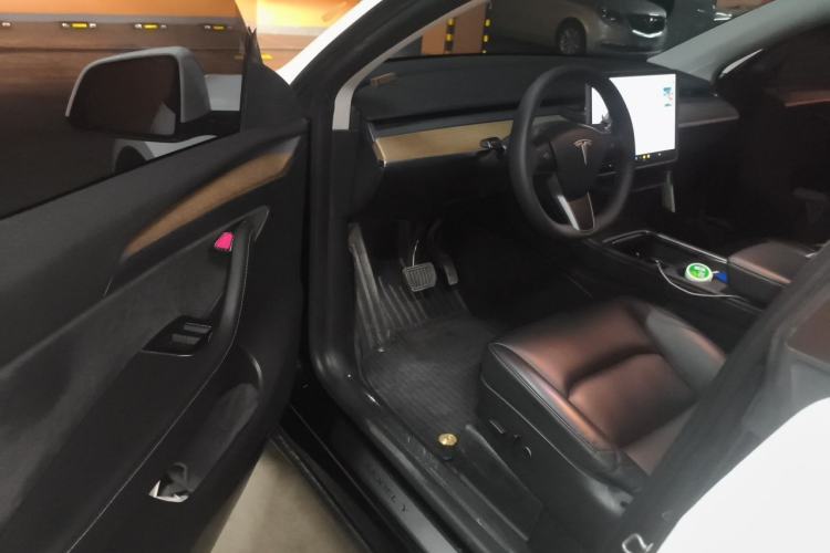 Used Tesla Model Y 2021 Standard Range Rear-Wheel Drive Version Driver Seat