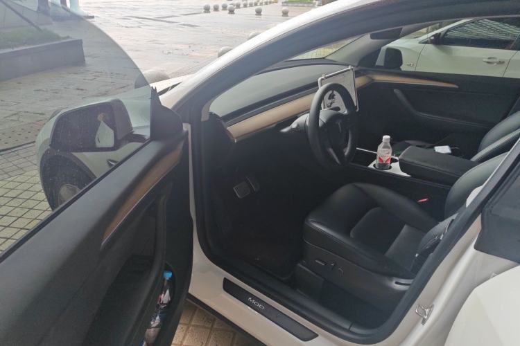Used Tesla Model Y 2021 Standard Range Rear-Wheel Drive Version Driver Seat