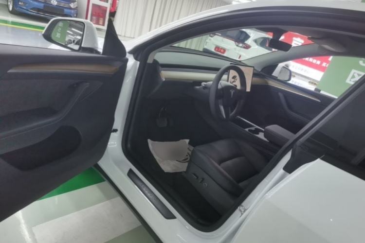 Used Tesla Model Y 2021 Standard Range Rear-Wheel Drive Version Driver Seat