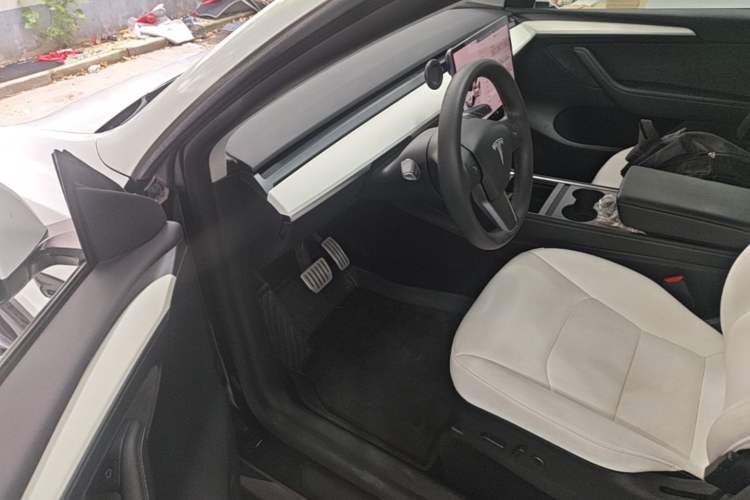 Used Tesla Model Y 2021 Performance High-Performance All-Wheel-Drive Version Driver Seat