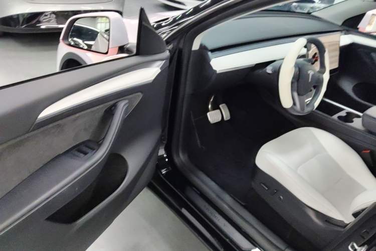 Used Tesla Model Y 2021 Performance High-Performance All-Wheel-Drive Version Driver Seat