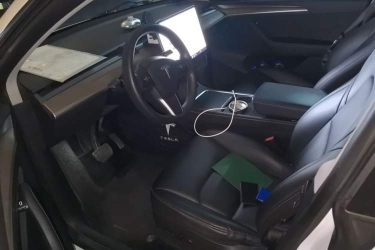 Used Tesla Model Y 2021 Standard Range Rear-Wheel Drive Version Driver Seat