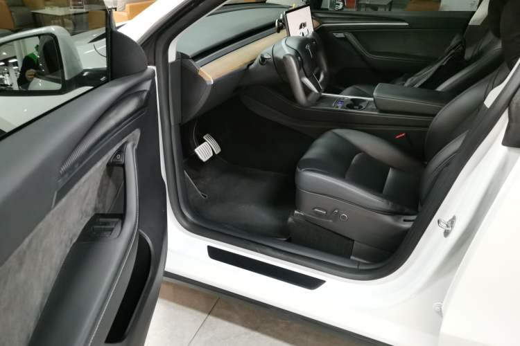 Used Tesla Model Y 2021 Performance High-Performance All-Wheel-Drive Version Driver Seat