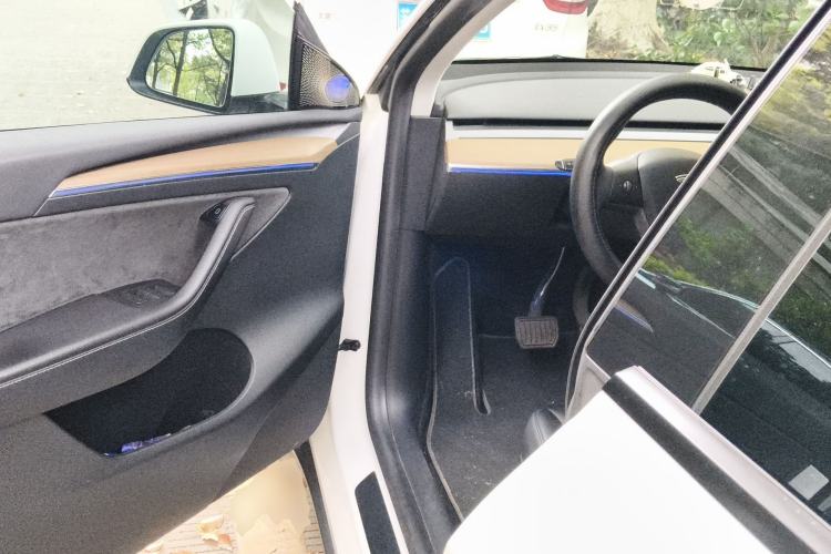 Used Tesla Model Y 2021 Standard Range Rear-Wheel Drive Version Driver Seat