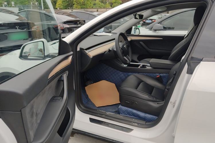 Used Tesla Model Y 2021 Standard Range Rear-Wheel Drive Version Driver Seat