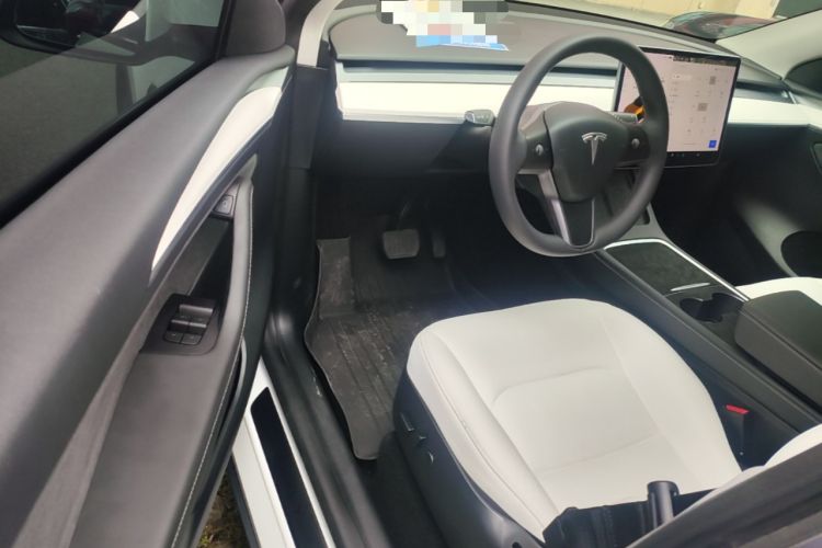 Used Tesla Model Y 2021 Long-Range All-Wheel-Drive Version 3D7 Driver Seat